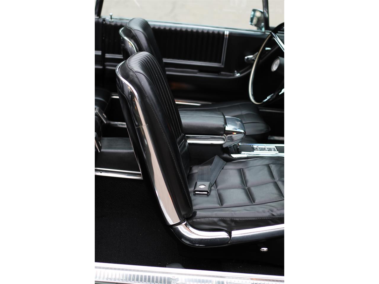 Ford-Thunderbird-1966-Ivy-Green-Black-20