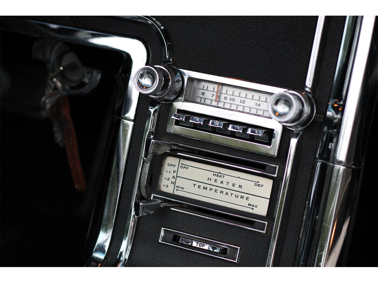 Ford-Thunderbird-1966-Ivy-Green-Black-24