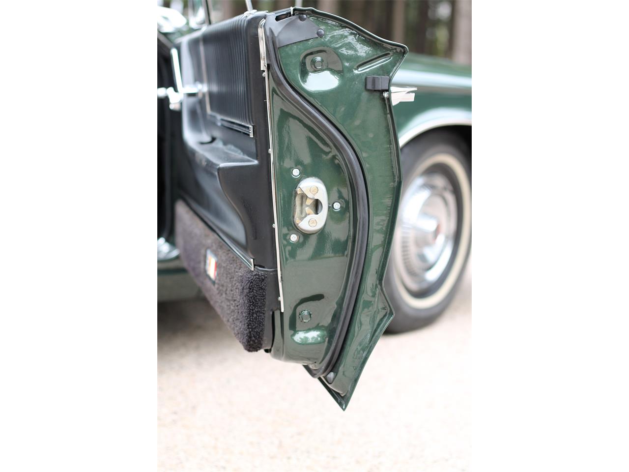 Ford-Thunderbird-1966-Ivy-Green-Black-28