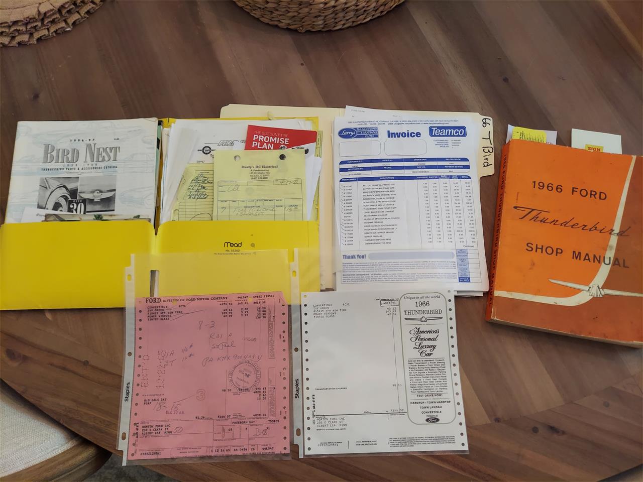 Ford-Thunderbird-1966-Ivy-Green-Black-53