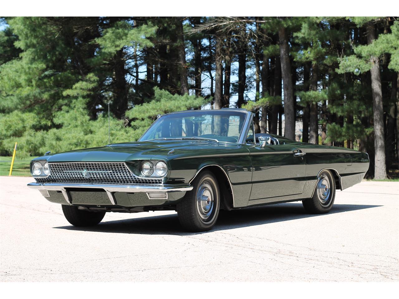 Ford-Thunderbird-1966-Ivy-Green-Black