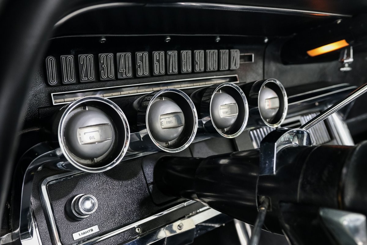 Ford-Thunderbird-1966-Roadster-20