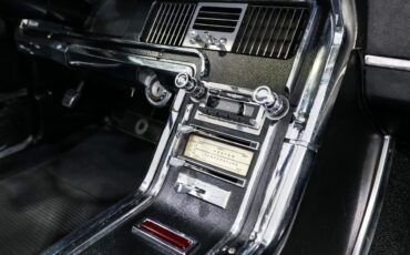Ford-Thunderbird-1966-Roadster-27