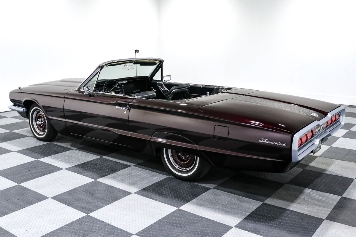 Ford-Thunderbird-1966-Roadster-5