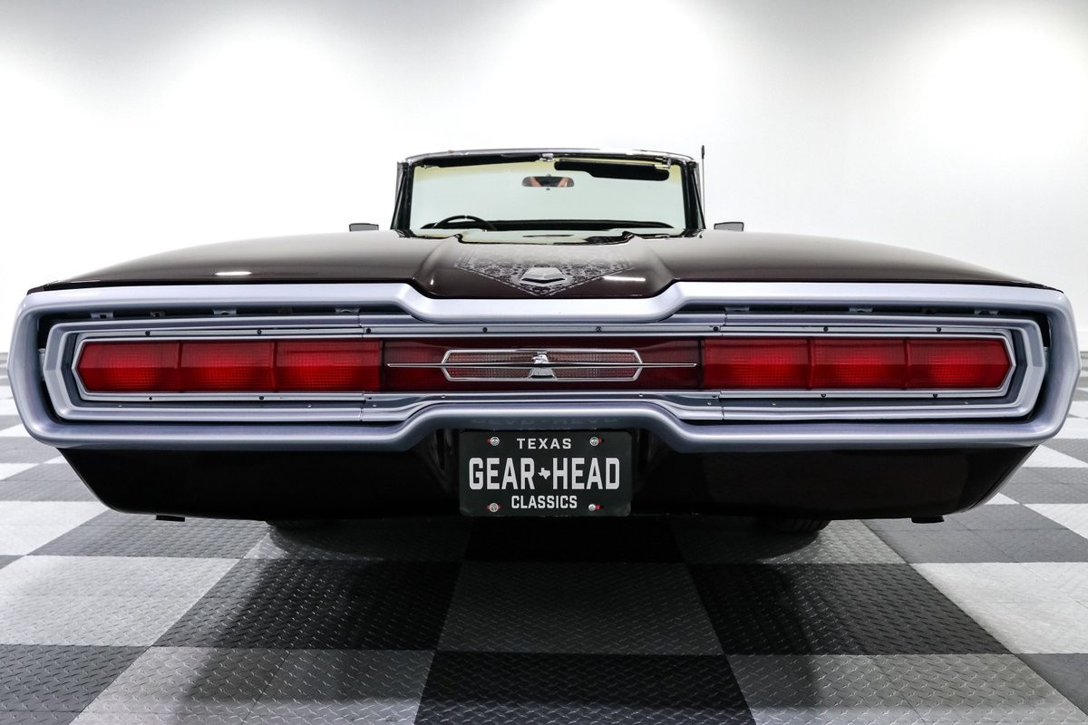 Ford-Thunderbird-1966-Roadster-7