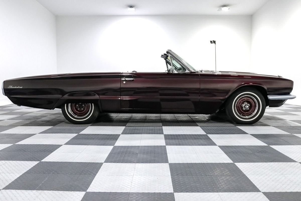 Ford-Thunderbird-1966-Roadster-9