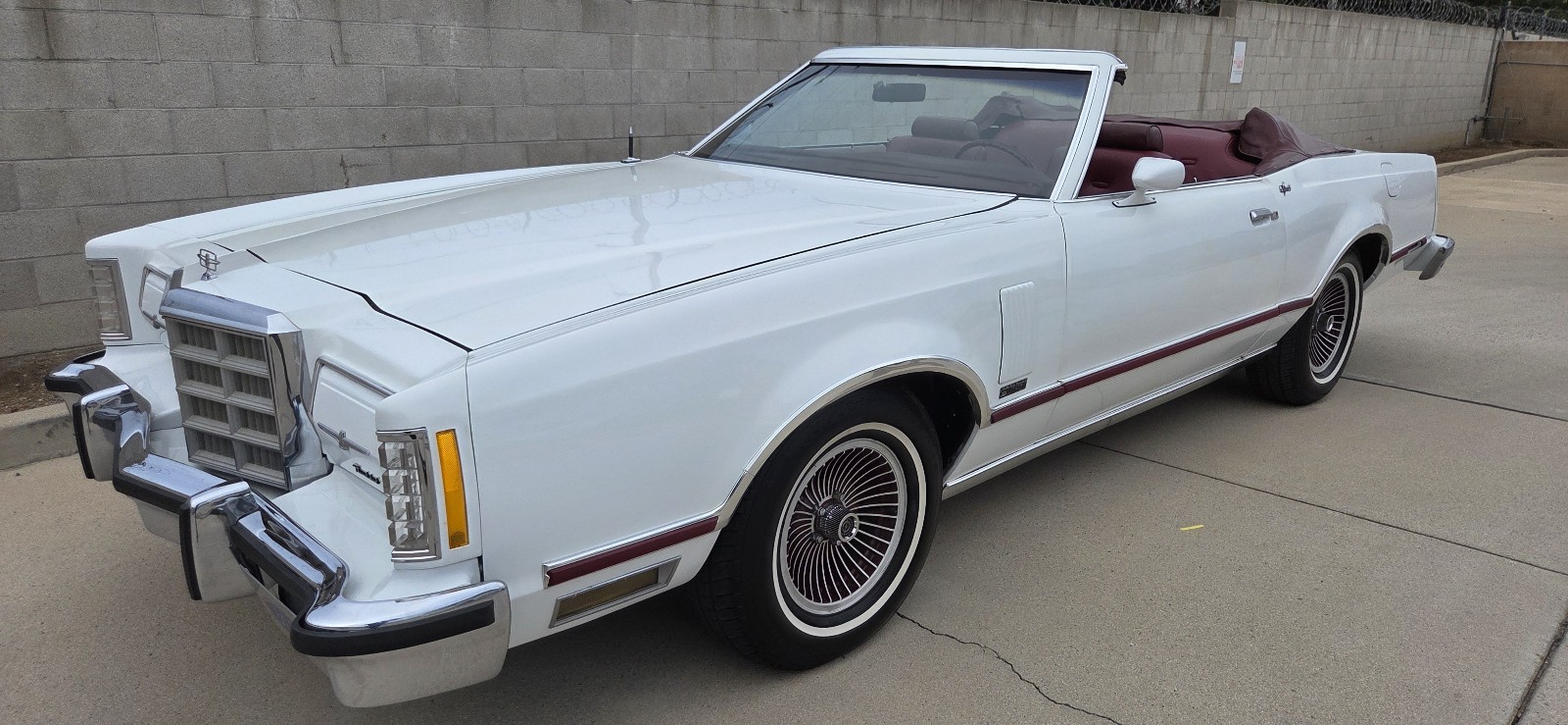 Ford-Thunderbird-1979-18
