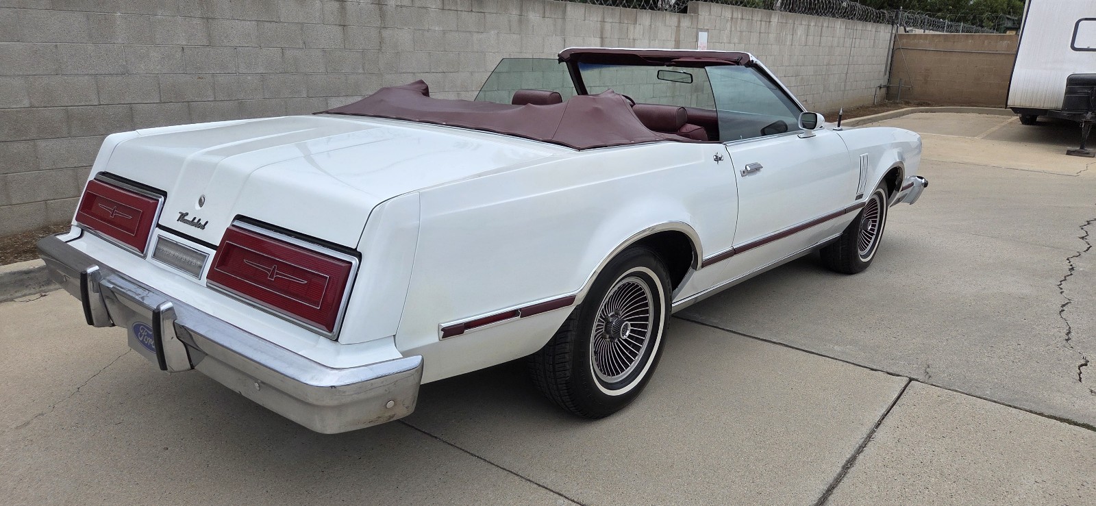 Ford-Thunderbird-1979-2