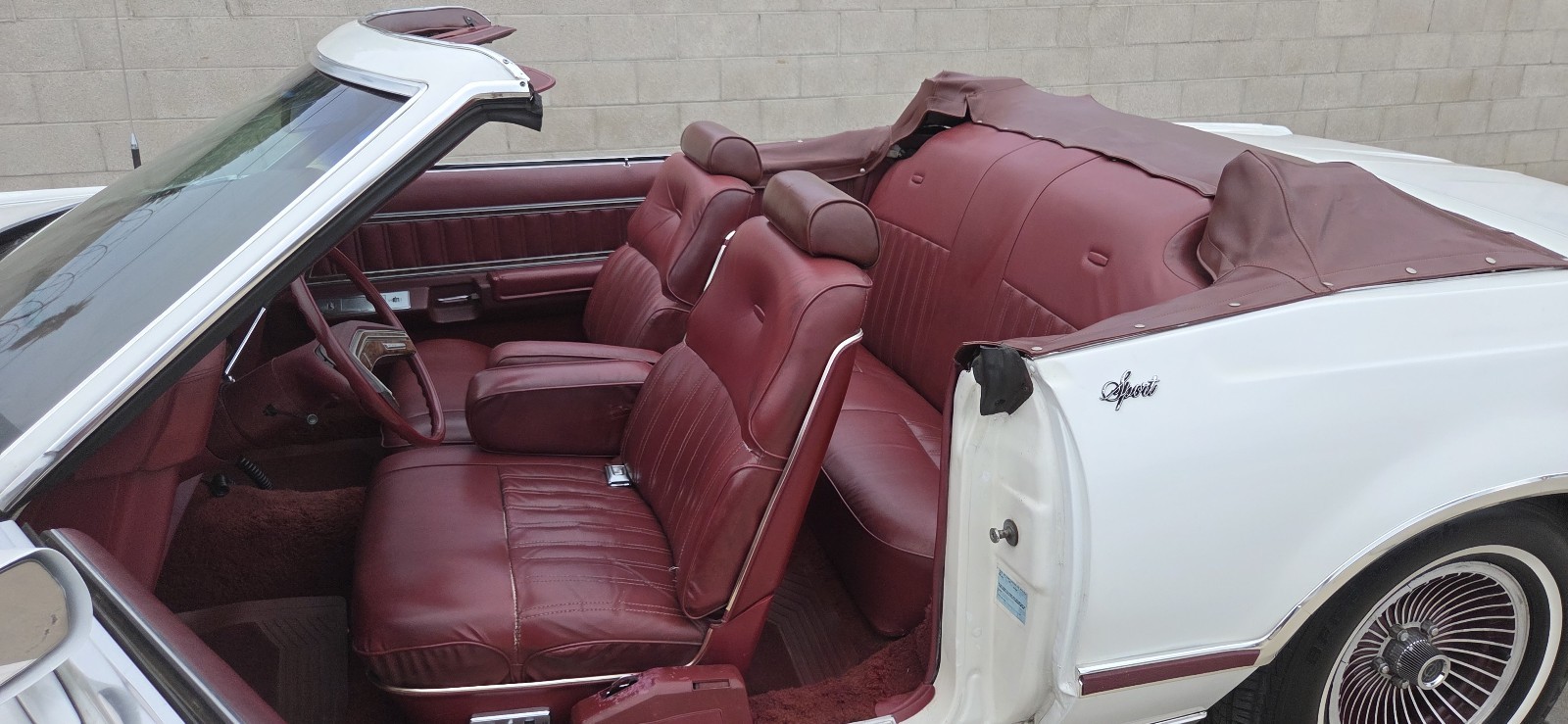 Ford-Thunderbird-1979-22