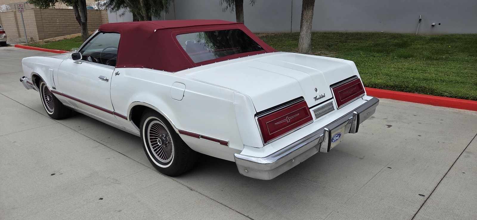 Ford-Thunderbird-1979-6