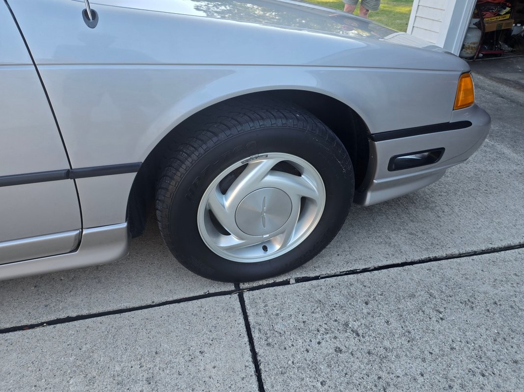 Ford-Thunderbird-1989-Coupe-16
