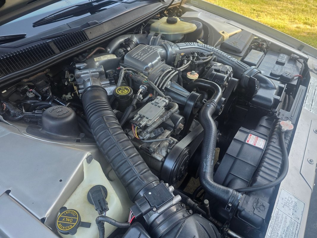 Ford-Thunderbird-1989-Coupe-27