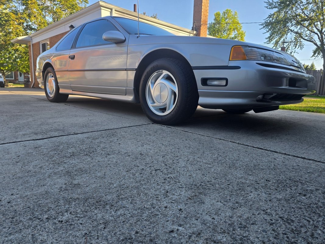 Ford-Thunderbird-1989-Coupe-7