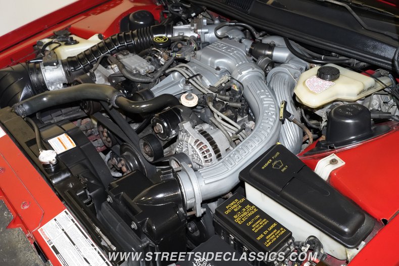 Ford-Thunderbird-1992-Bright-red-clearcoat-Black-3