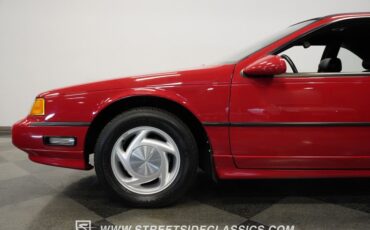 Ford-Thunderbird-1992-Bright-red-clearcoat-Black-33