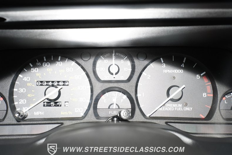 Ford-Thunderbird-1992-Bright-red-clearcoat-Black-46