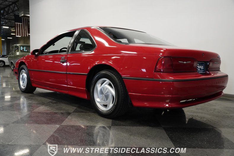 Ford-Thunderbird-1992-Bright-red-clearcoat-Black-49
