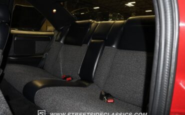 Ford-Thunderbird-1992-Bright-red-clearcoat-Black-8