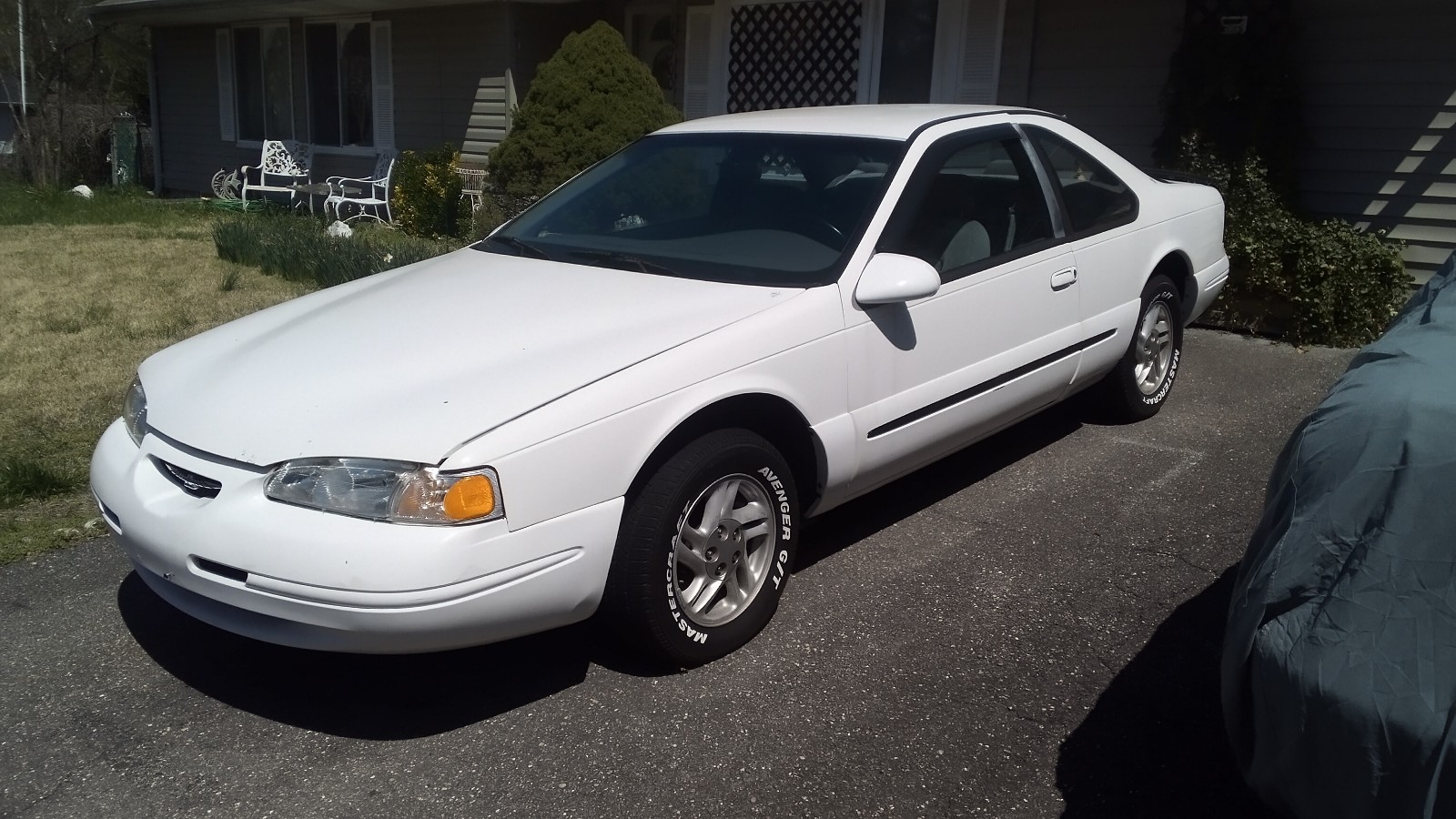 Ford-Thunderbird-1996-3