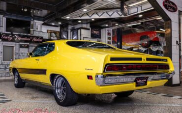 Ford-Torino-1971-35