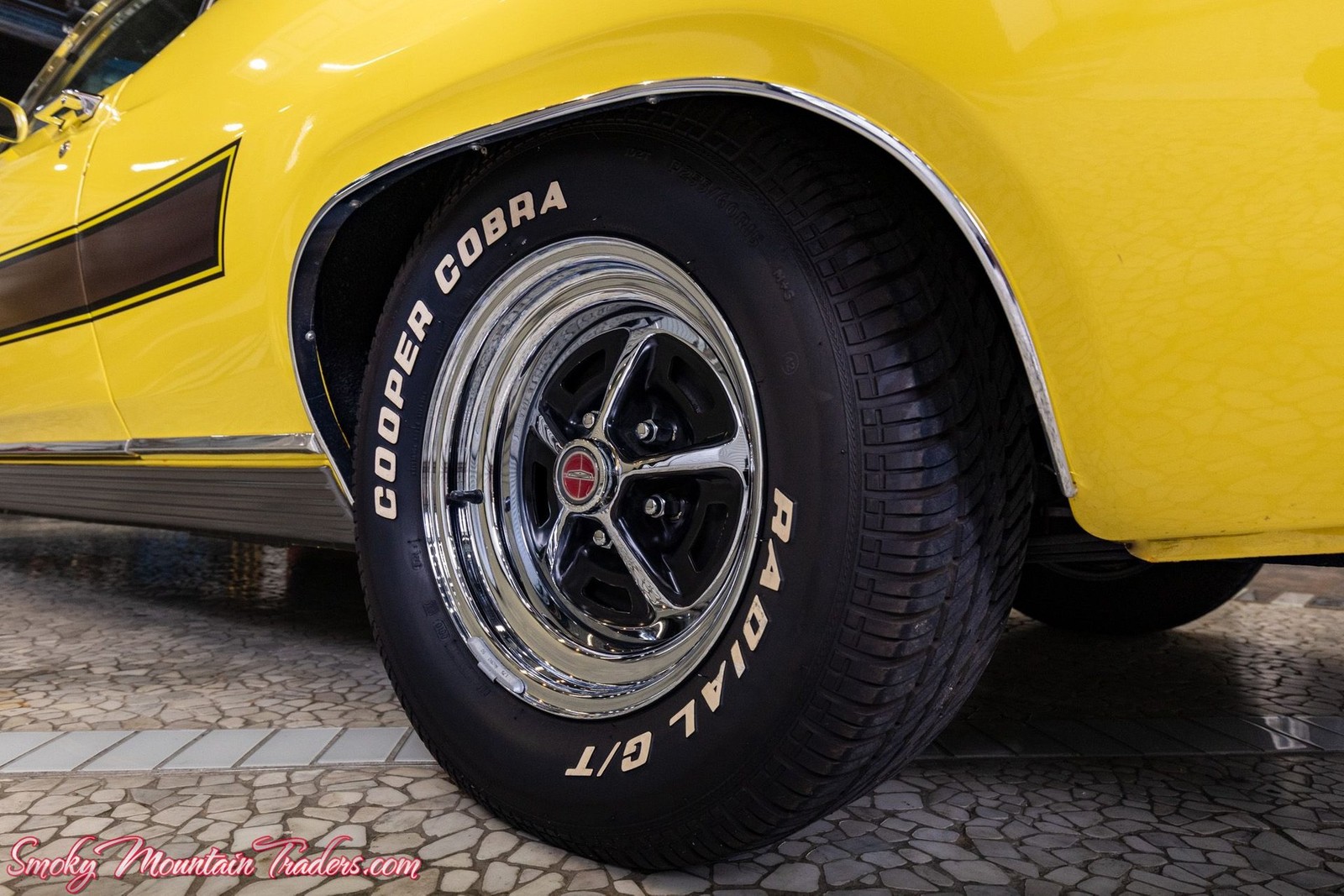 Ford-Torino-1971-38