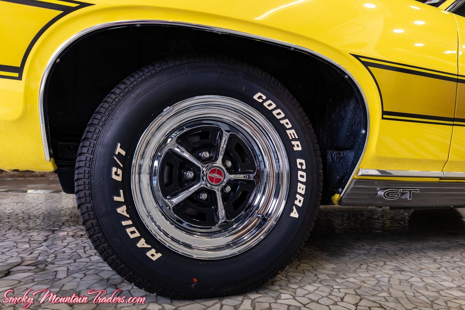 Ford-Torino-1971-8