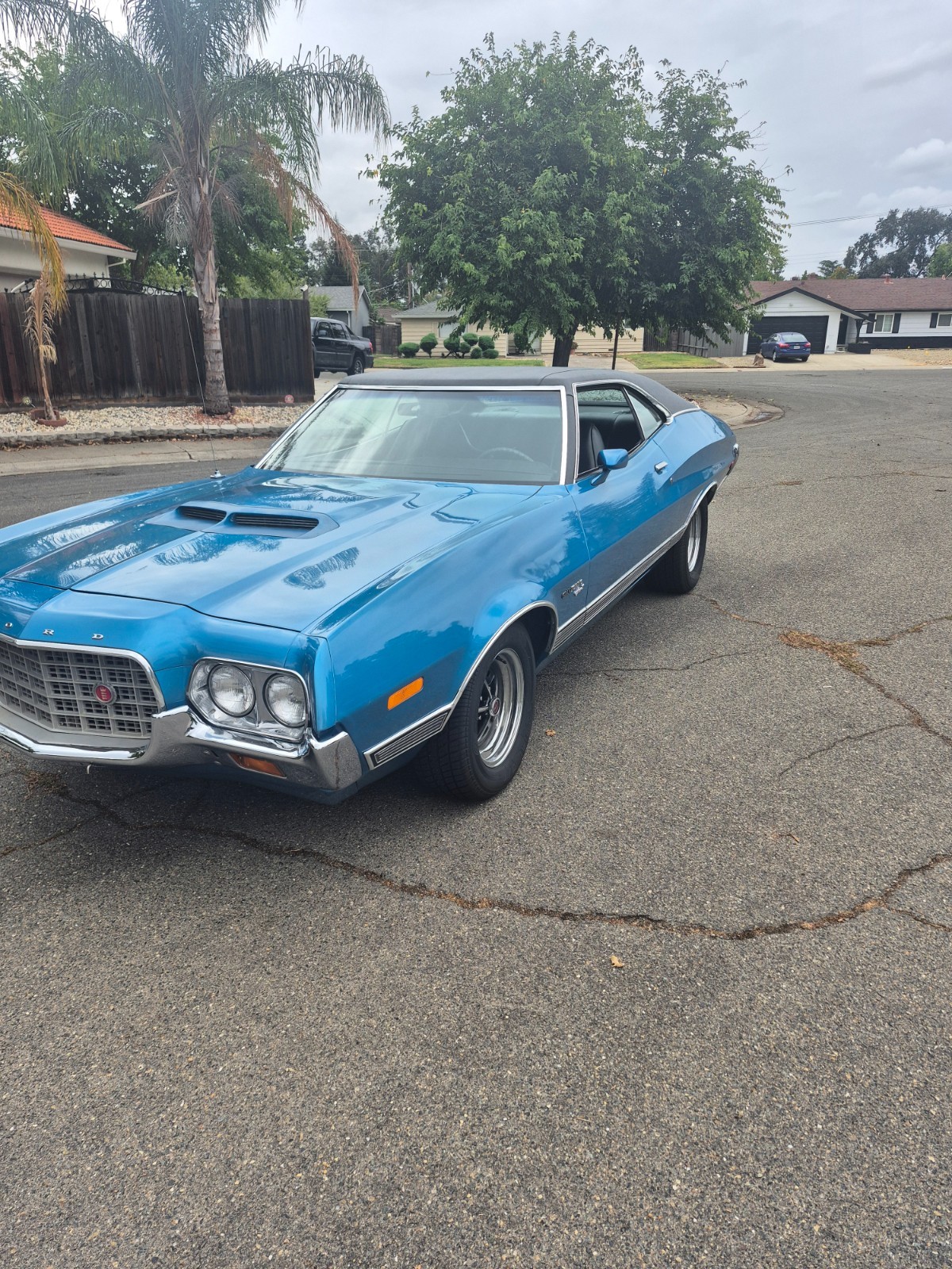 Ford-Torino-1972-Coupe-4