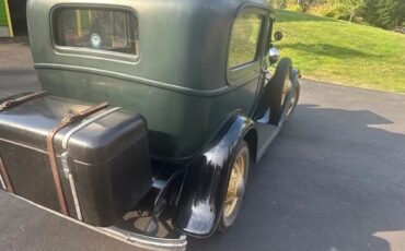 Ford-Tudor-1932-Green-Brown-10