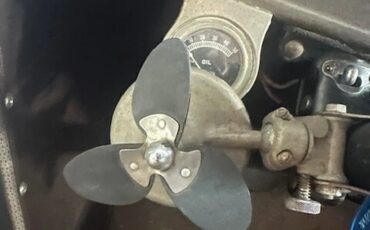 Ford-Tudor-1932-Green-Brown-16