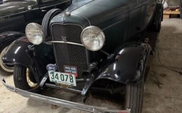 Ford-Tudor-1932-Green-Brown