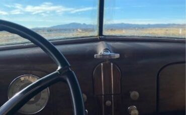 Ford-Tudor-1937-Black-Beige-8
