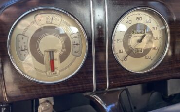 Ford-Tudor-1937-Coach-Maroon-Light-Tan-14