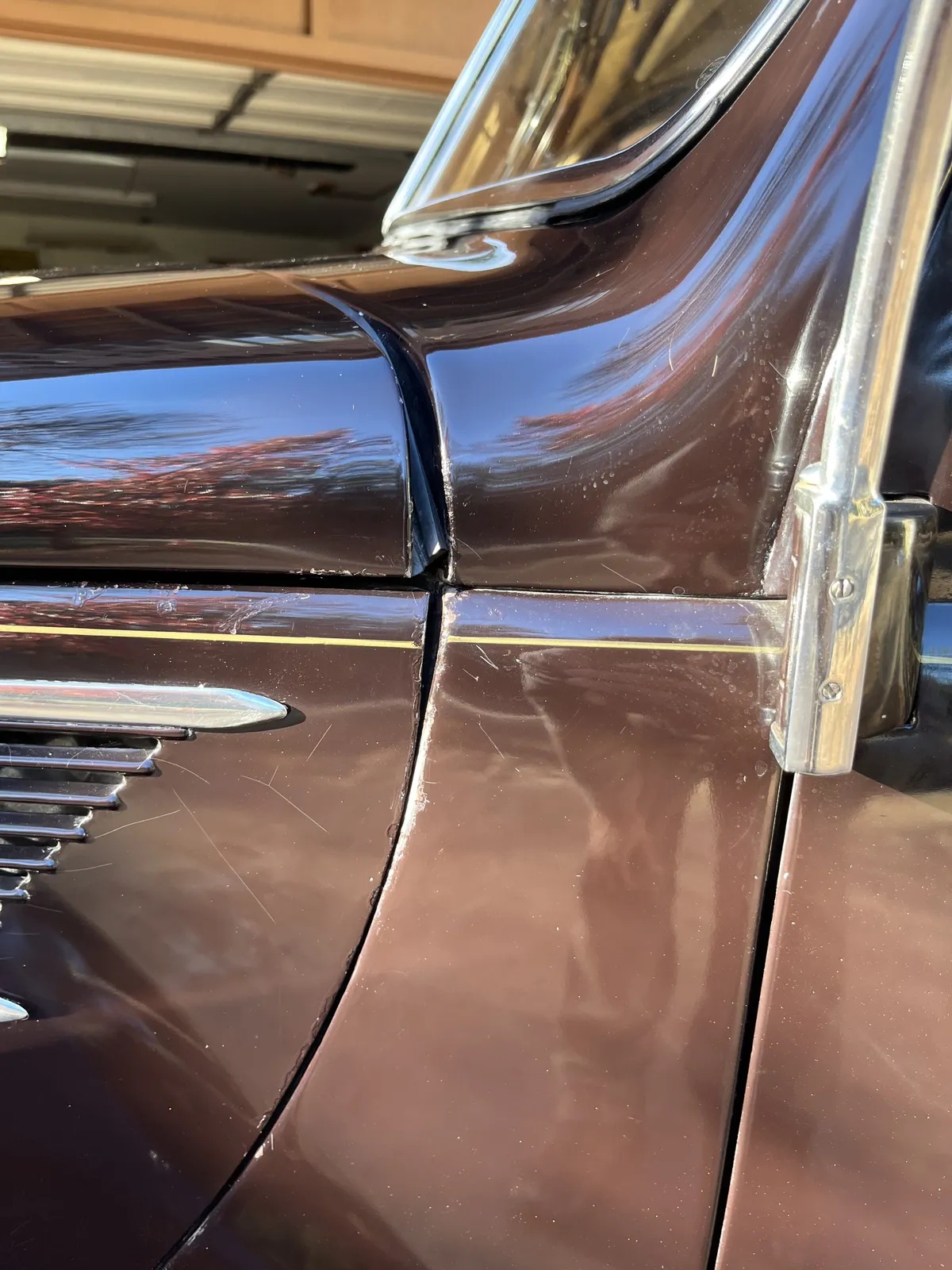 Ford-Tudor-1937-Coach-Maroon-Light-Tan-19