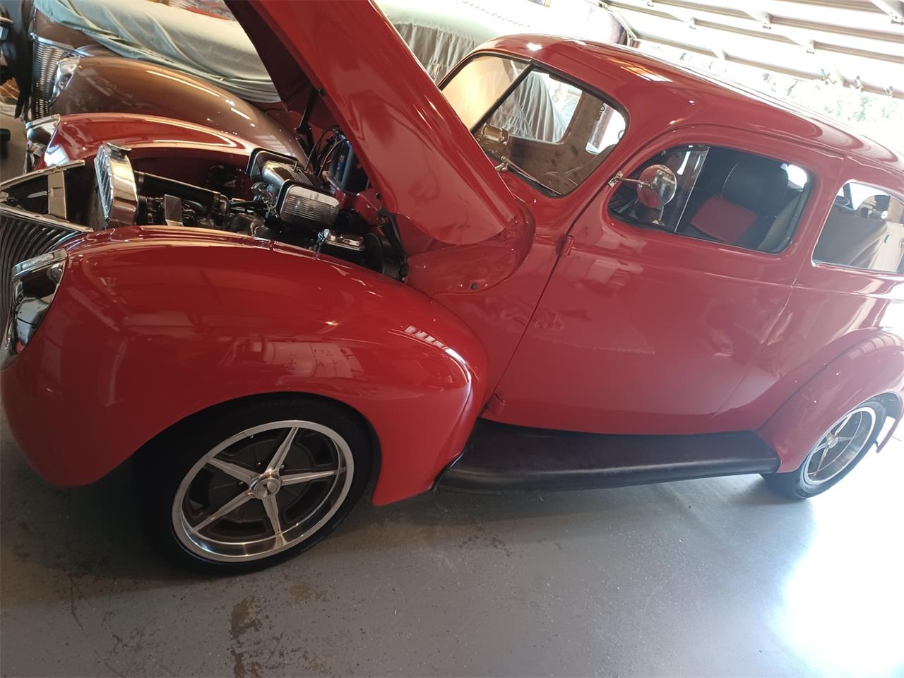 Ford-Tudor-1940-Red-Red-13