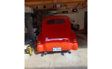 Ford-Tudor-1940-Red-Red-4