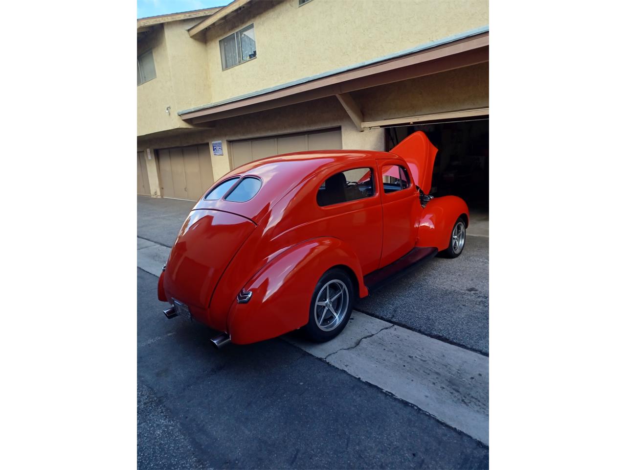 Ford-Tudor-1940-Red-Red-6
