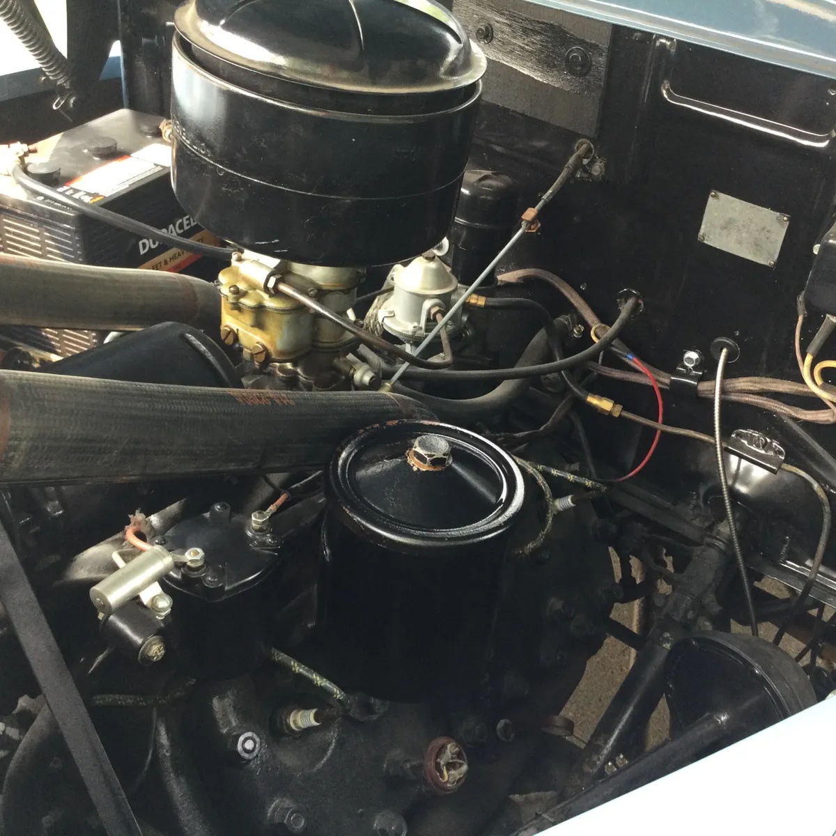 Ford-Tudor-1942-Florentine-Blue-Tan-6