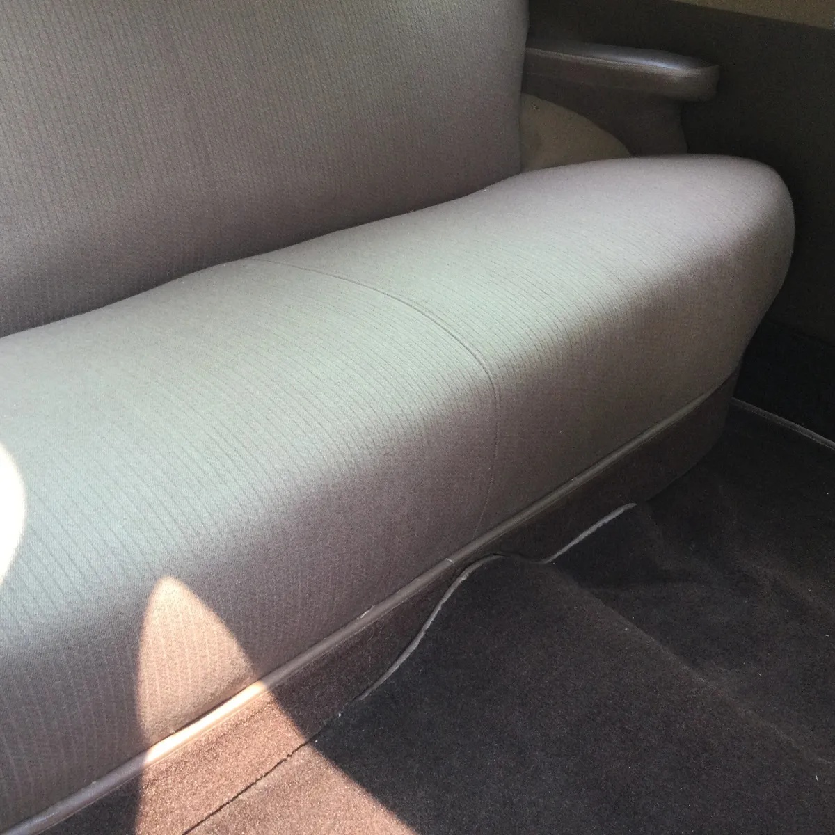 Ford-Tudor-1942-Florentine-Blue-Tan-9