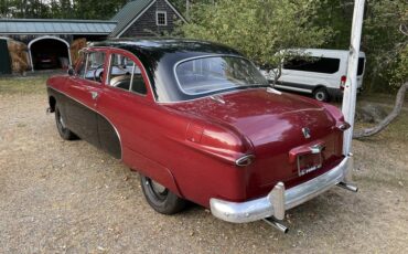 Ford-Tudor-1950-Burgundy-Gray