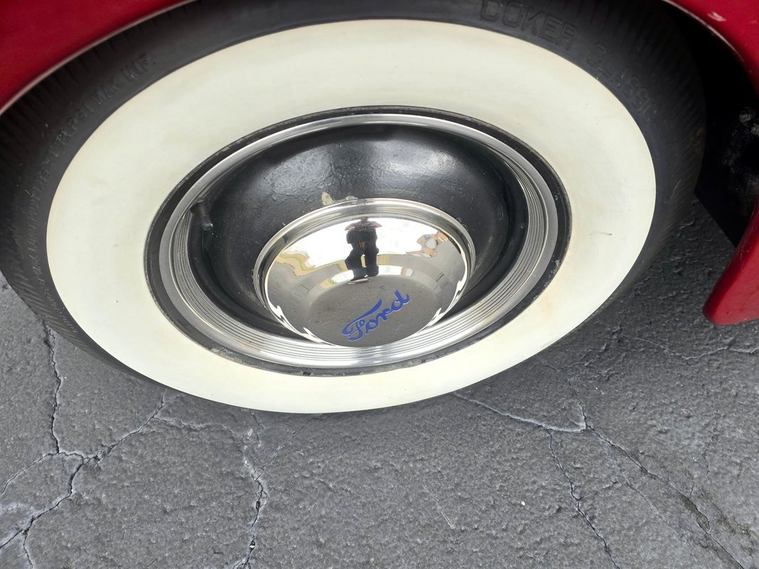 Ford-Tudor-Deluxe-1941-Coupe-35