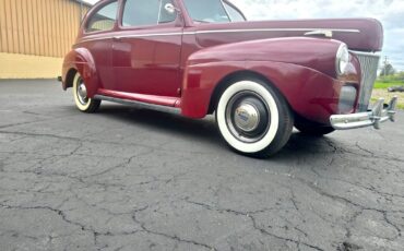 Ford-Tudor-Deluxe-1941-Coupe-5