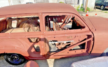 Ford-Woodie-Wagon-1949-2-Door-Wagon