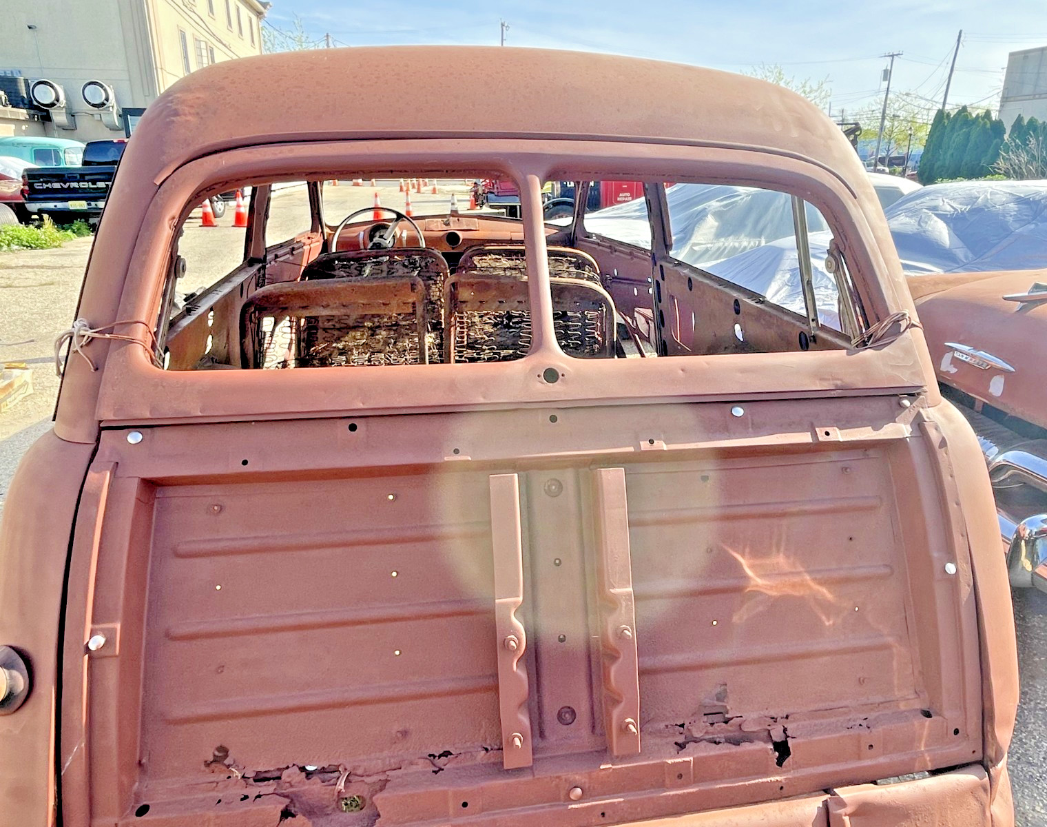 Ford-Woodie-Wagon-1949-2-Door-Wagon-9