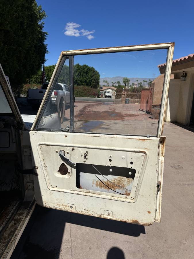 Ford-bronco-1966-12