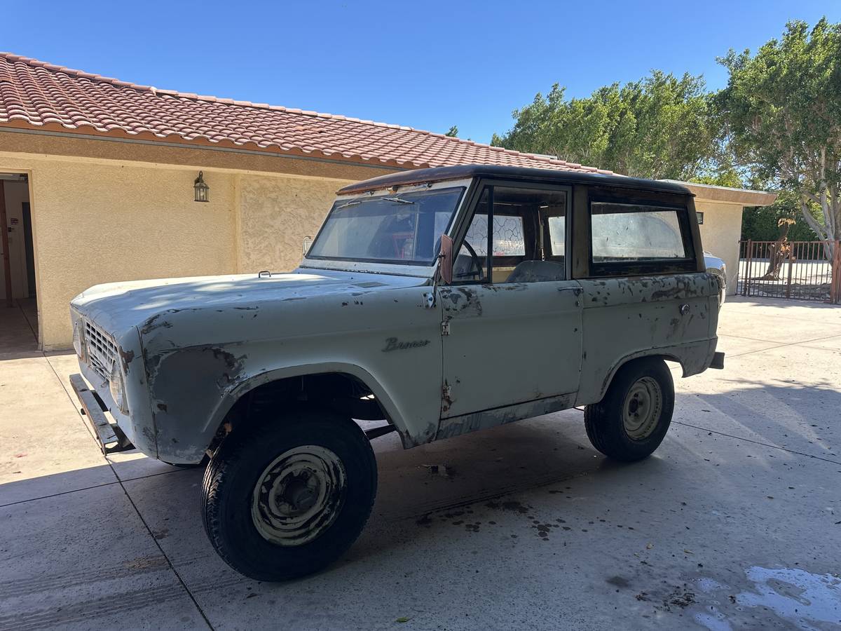 Ford-bronco-1966-20