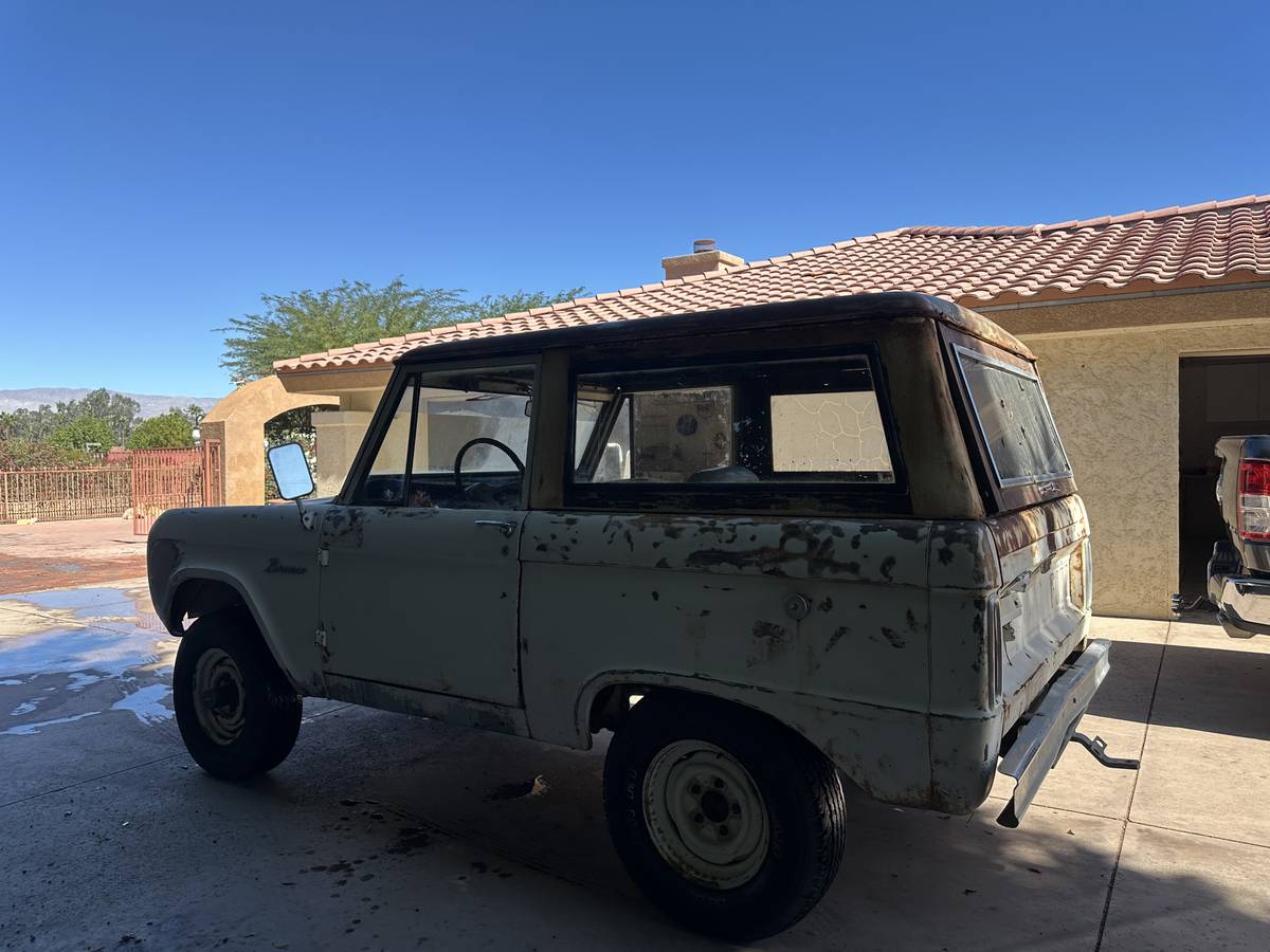 Ford-bronco-1966-3