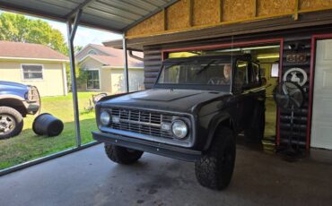 Ford-bronco-1967-grey-18