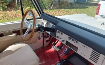 Ford-bronco-1968-white-11