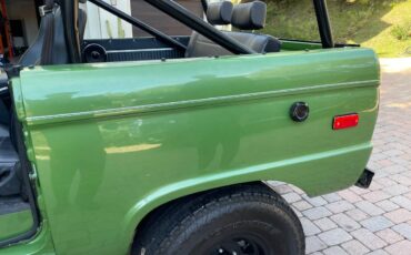 Ford-bronco-1969-green-34