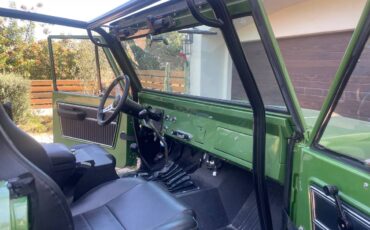 Ford-bronco-1969-green-42